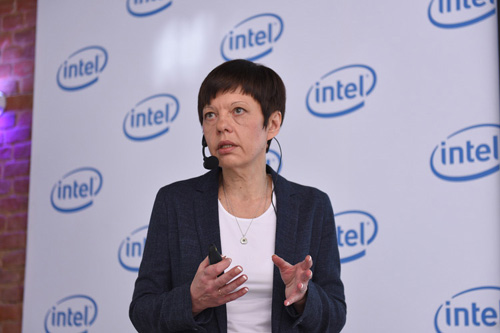  Первый российский вице президент Intel