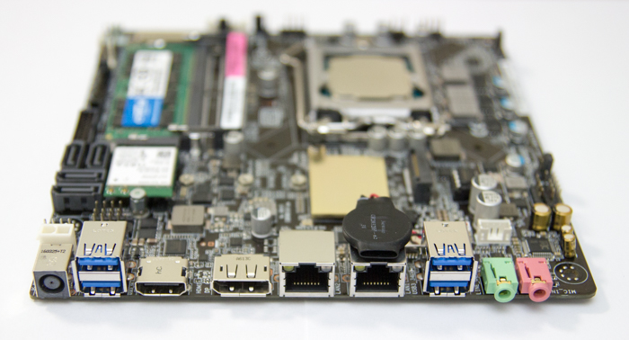 MB-front MB front Собираем мощный компьютер небольшого размера