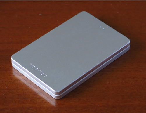 Canvio_ALU_1TB_02 Canvio ALU 1TB 02 Мобильный HDD Canvio Alu 1TB