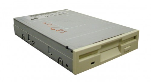 Storage1 03 500x272 Накопители: от кассет до HDD (часть 1)